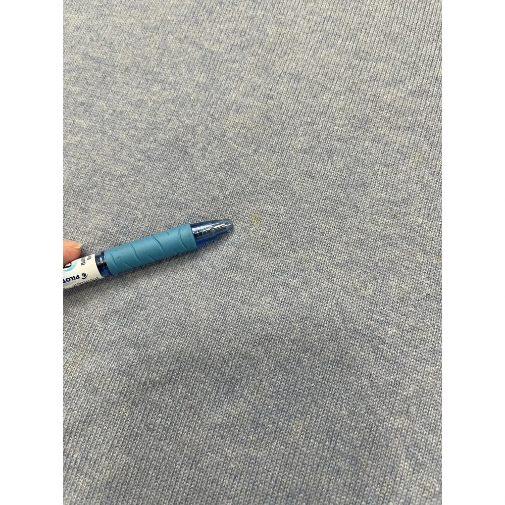 Jos A Bank Mens M 100% Cashmere V-Neck Pullover Sweater‎ Light Blue Stain